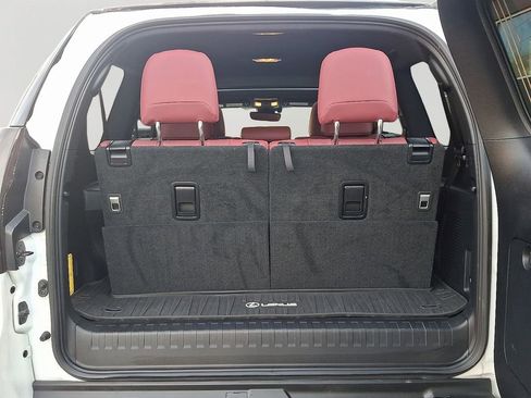 Used 2023 Lexus GX 460 Premium image 28