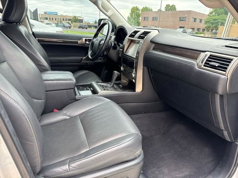 Used 2014 Lexus GX 460 AWD/4WD image 49