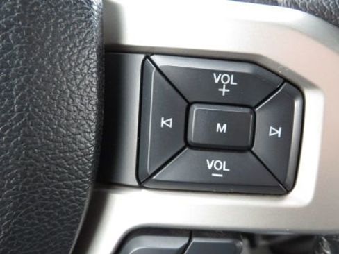 Used 2015 Ford F150 Lariat w/ Equipment Group 502A Luxury image 23