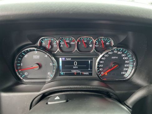 Certified 2020 Chevrolet Suburban LT w/ Luxury Package AWD/4WD image 11