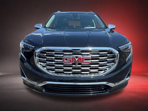 Certified 2020 GMC Terrain Denali w/ Denali Premium Package FWD image 2