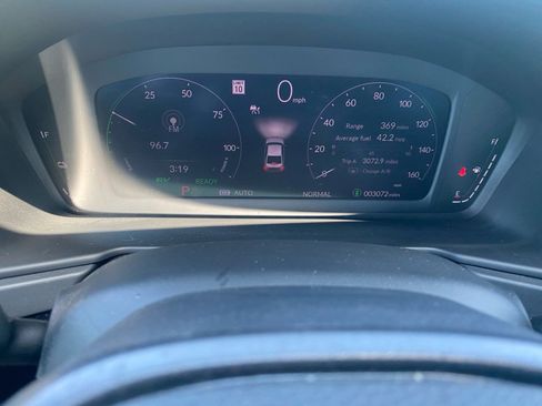 Used 2025 Honda Accord Sport image 14