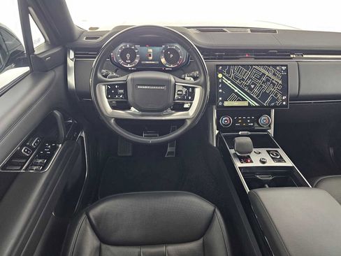 Used 2023 Land Rover Range Rover SE image 18