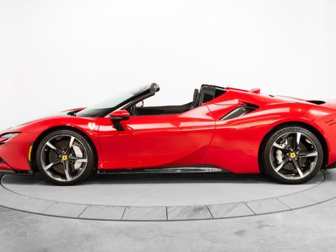 Certified 2023 Ferrari SF90 Spider image 4