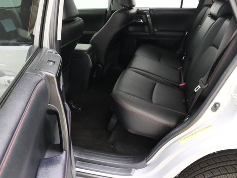 Certified 2024 Toyota 4Runner TRD Off-Road Premium w/ Off Road Premium Plus Package AWD/4WD image 30