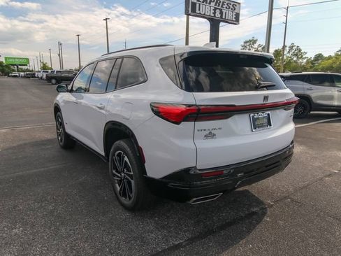 Used 2026 Buick Enclave Sport Touring w/ Power Package FWD image 7