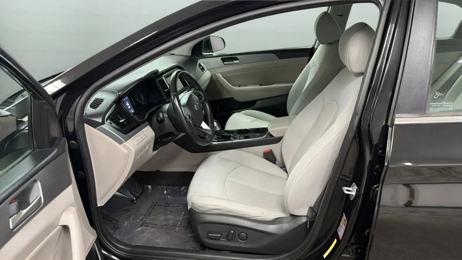 Used 2019 Hyundai Sonata SEL w/ Tech Package 02 FWD image 22