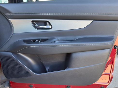 Used 2025 Nissan Murano SL image 33