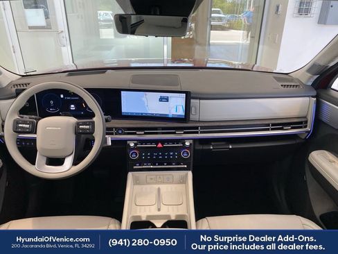 Certified 2026 Hyundai Santa Fe Calligraphy FWD image 4