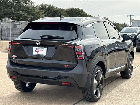 New 2026 Nissan Kicks SR w/ SR Premium Package image 9