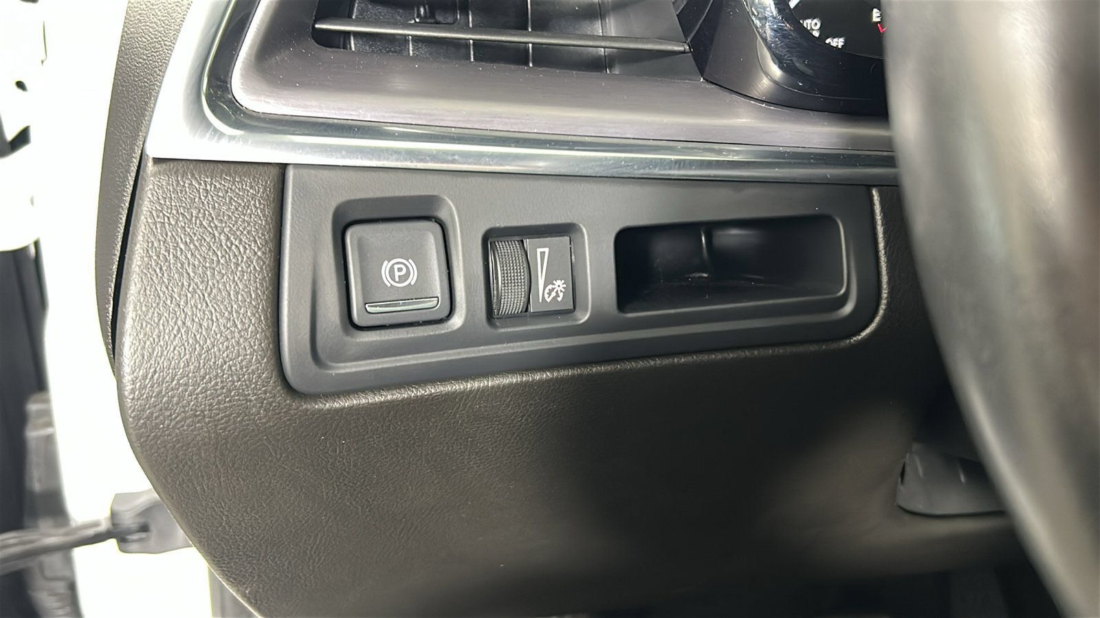 Used 2022 Cadillac XT5 Luxury AWD/4WD image 22