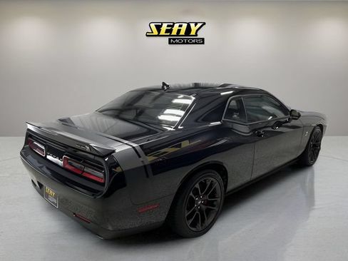 Used 2021 Dodge Challenger R/T Scat Pack w/ Plus Package RWD image 18