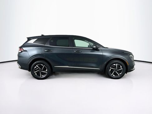 Used 2025 Kia Sportage LX AWD/4WD image 10