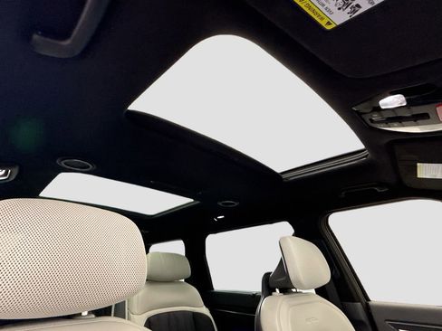 Used 2024 Kia EV9 GT-Line image 18