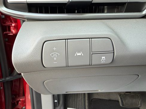 Used 2023 Hyundai Elantra SEL w/ Convenience Package FWD image 14