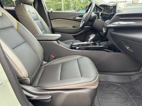 Used 2026 Chevrolet Trax ACTIV w/ Driver Confidence Package FWD image 24