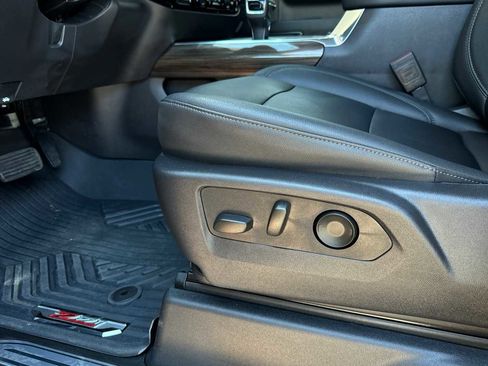 Used 2024 Chevrolet Silverado 1500 LT Trail Boss w/ LT Trail Boss Premium Package image 13