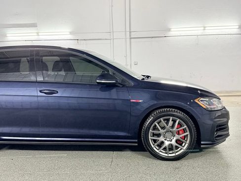 Used 2018 Volkswagen GTI Autobahn FWD image 5