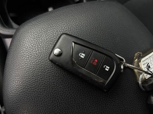 Used 2025 Toyota RAV4 LE image 22