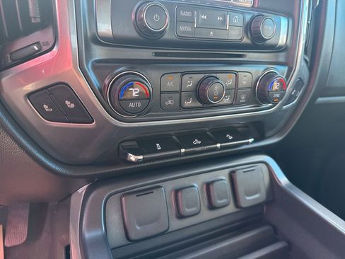 Used 2017 Chevrolet Silverado 1500 LT w/ Rally 2 Edition image 28
