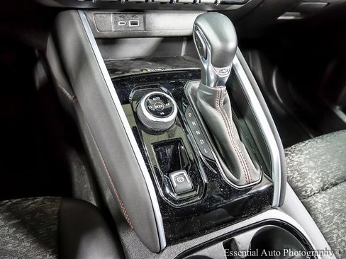 Certified 2024 Chevrolet Colorado Z71 w/ Z71 Convenience Package 2 image 18