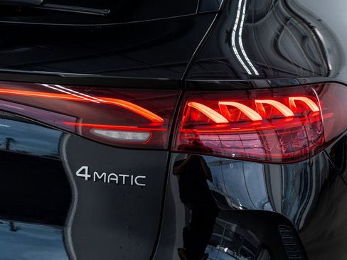 Used 2023 Mercedes-Benz EQE 350+ 4MATIC SUV w/ Exclusive Trim Package image 29