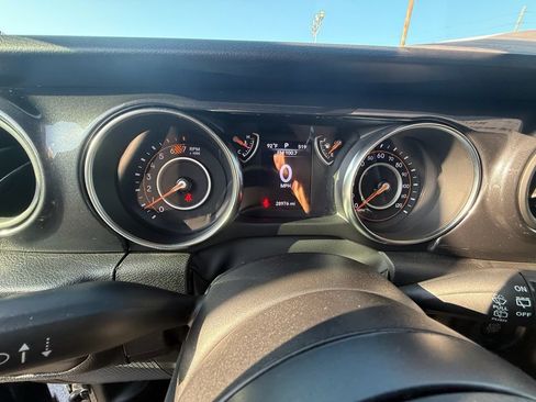 Used 2023 Jeep Wrangler Unlimited Sport AWD/4WD image 17