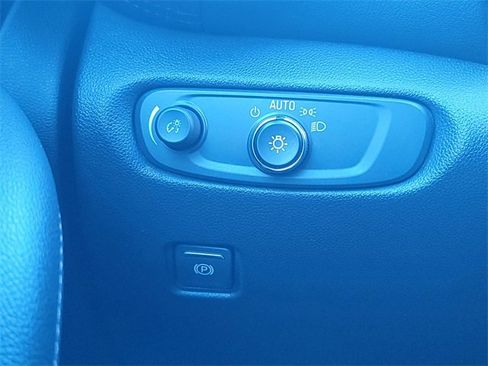 Certified 2022 Chevrolet Blazer Premier w/ LPO, Cargo Package image 32