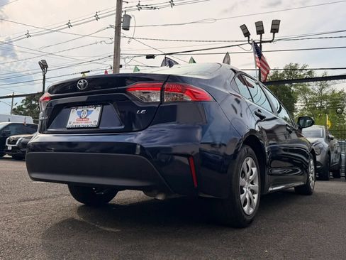 Used 2023 Toyota Corolla LE FWD image 9