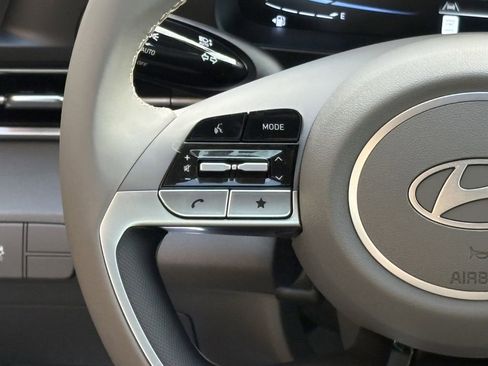 New 2025 Hyundai Elantra Sport image 13