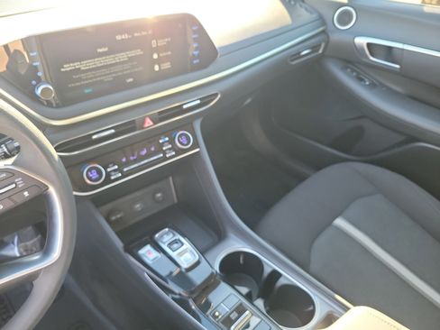 Certified 2023 Hyundai Sonata SEL image 19