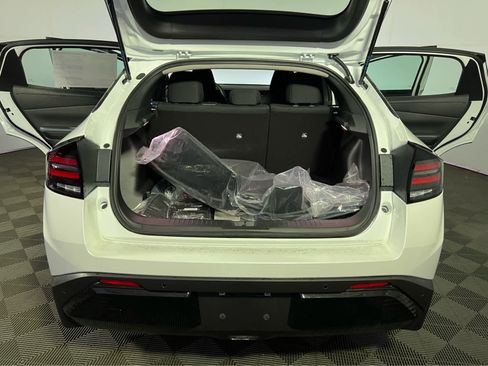 New 2026 Nissan Leaf w/ Floor Mat Package (S+) image 15