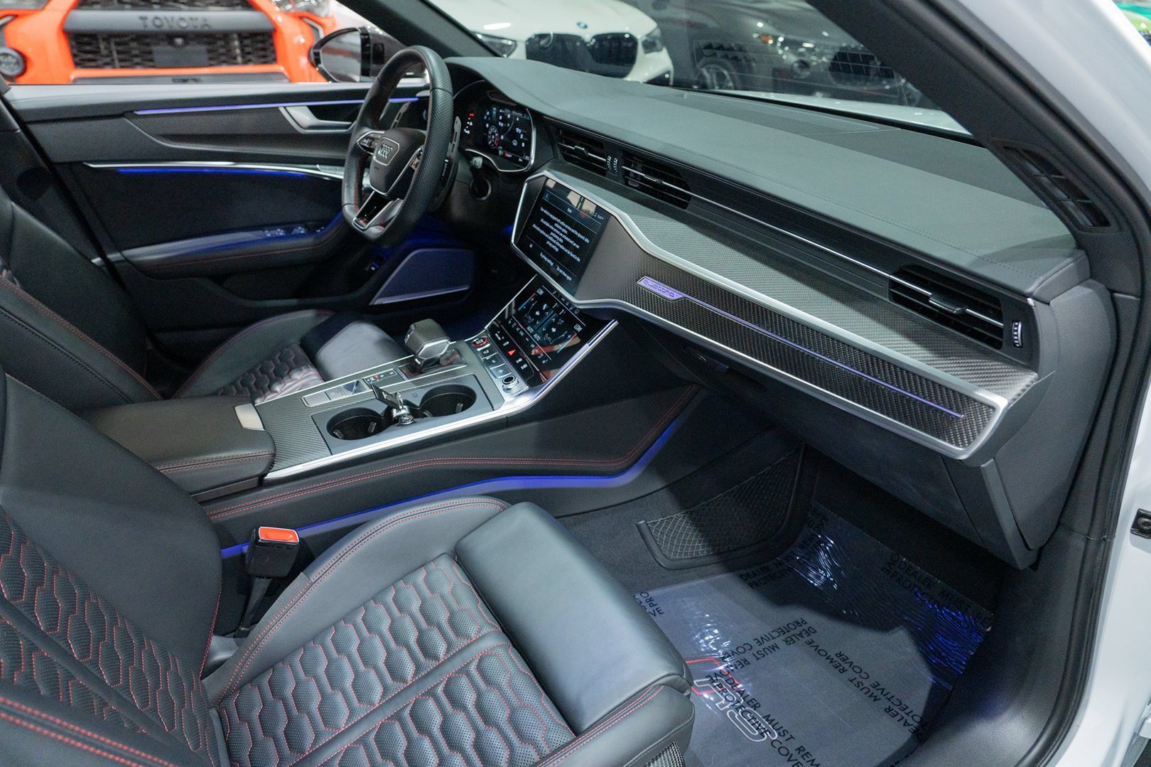 Used 2023 Audi RS 6 AWD/4WD image 40