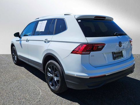 Used 2024 Volkswagen Tiguan SE image 5