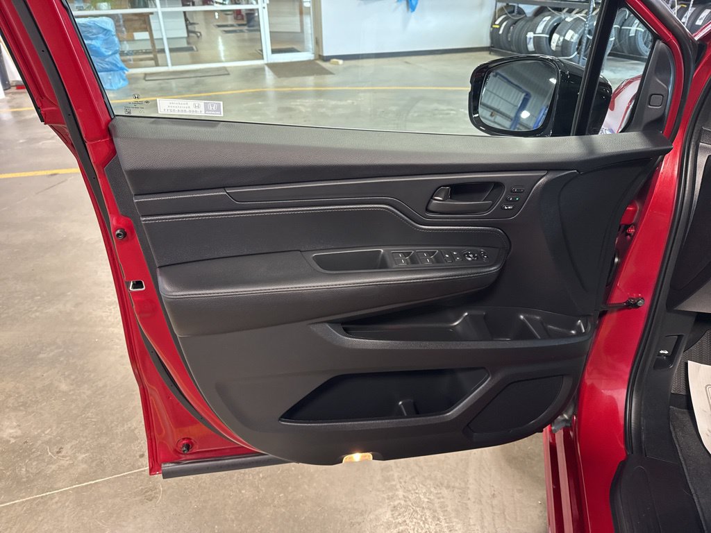 Used 2026 Honda Odyssey Sport-L image 24