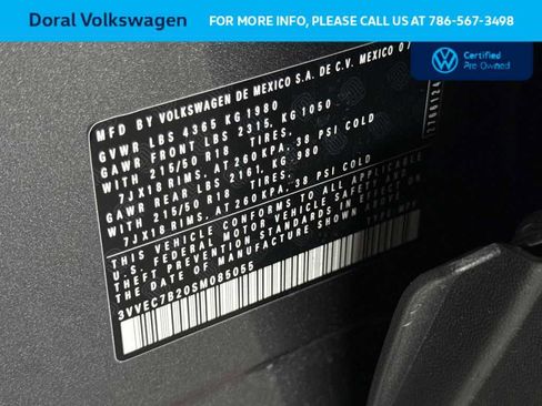 Used 2025 Volkswagen Taos SE FWD image 29
