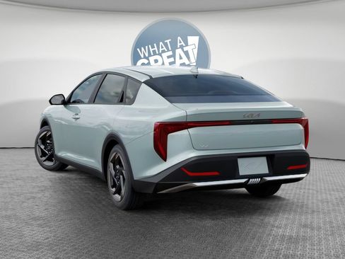 New 2026 Kia K4 EX FWD image 4