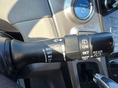 Used 2017 Toyota Prius V Three w/ Carpet Mat Package FWD image 13