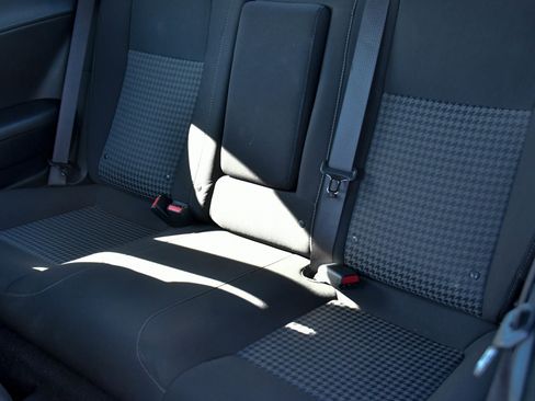 Used 2023 Dodge Challenger GT image 31