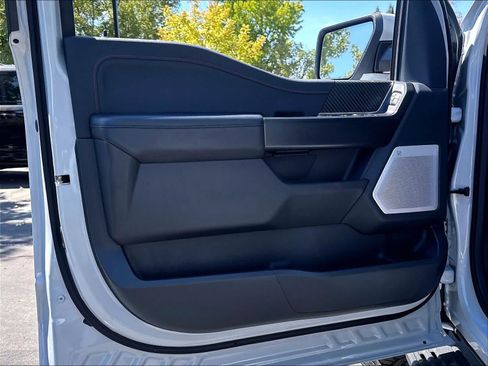 Used 2025 Ford F150 Raptor AWD/4WD image 26