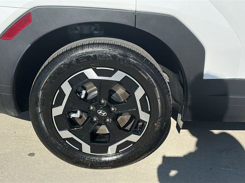 Used 2026 Hyundai Santa Fe SEL image 16