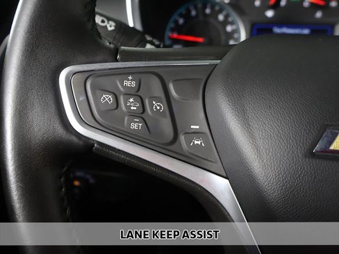 Used 2022 Chevrolet Equinox LT AWD/4WD image 3