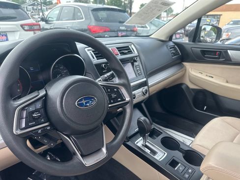 Used 2019 Subaru Outback 2.5i AWD/4WD image 29