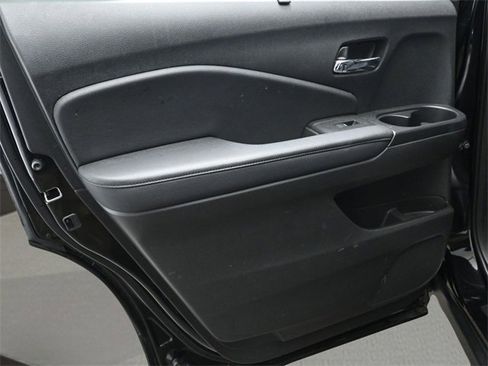 Used 2022 Honda Pilot Elite image 14