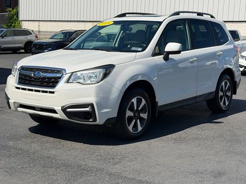 Used 2018 Subaru Forester 2.5i Premium w/ Protection Package #1 AWD/4WD image 17
