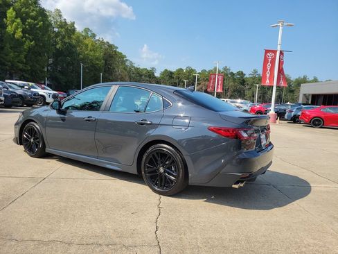 Used 2026 Toyota Camry SE w/ Multimedia Upgrade Package FWD image 3