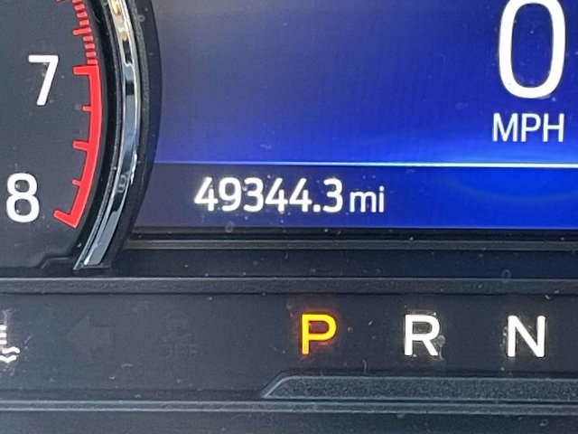 Used 2020 Ford Explorer XLT AWD/4WD image 26
