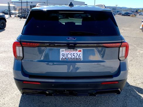 Used 2025 Ford Explorer ST-Line w/ Premium Package image 44