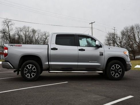Used 2016 Toyota Tundra SR5 w/ TRD Off Road Package image 8