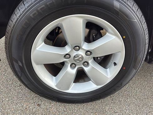 Used 2022 RAM 1500 Express w/ Wheel & Sound Group image 9